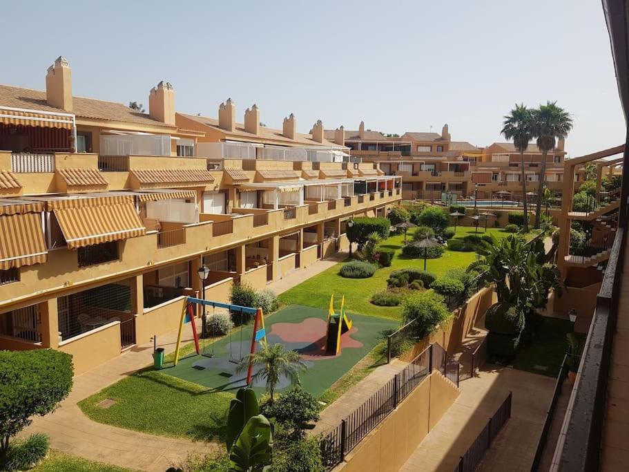 Atico Con Gran Terraza A 50 Metros De La Playa De Casares Apartamento San Luis de Sabinillas Exterior foto